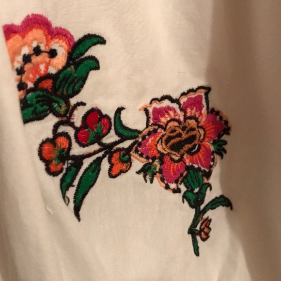 Blouse - Picture 3 of 4